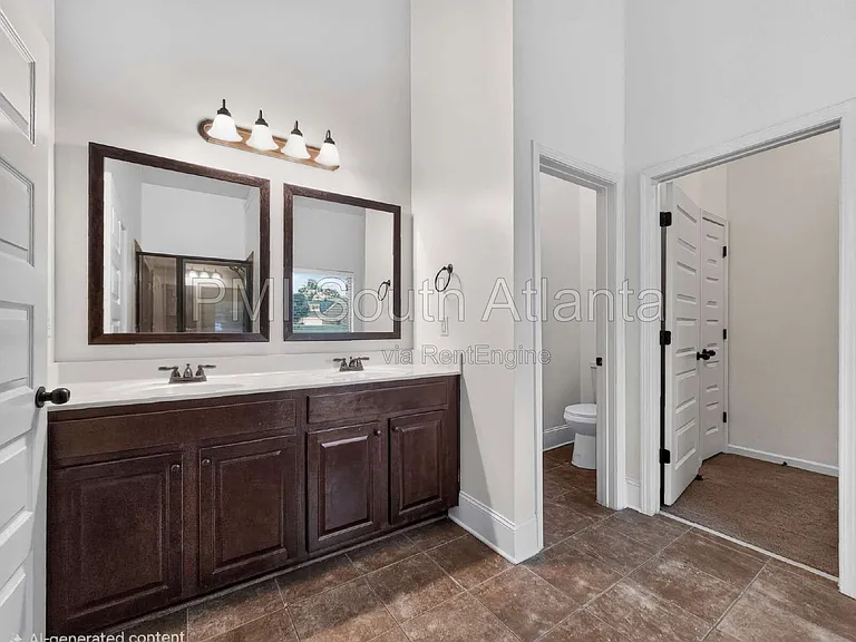 305 Legends Dr — Photo 23