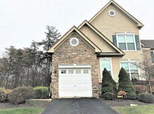 1728 Big Ridge Dr, East Stroudsburg, PA 18302