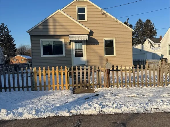 539 Wells Ave, Louisville, OH 44641