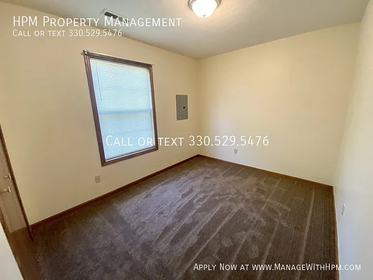 2509 Zircon St NE — Photo 25