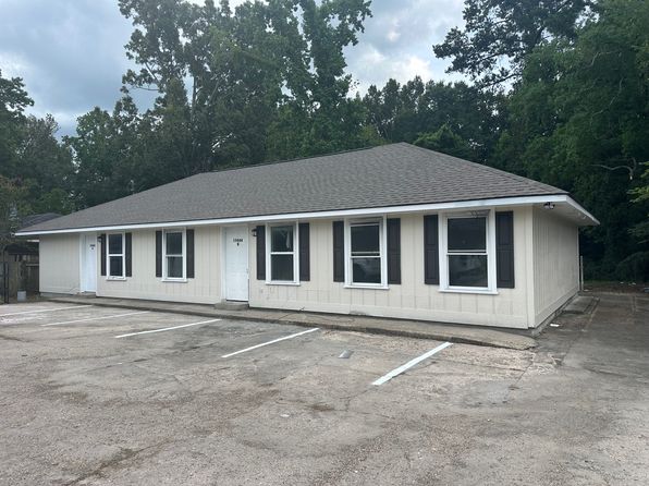15644 Tiger Bend Rd #B