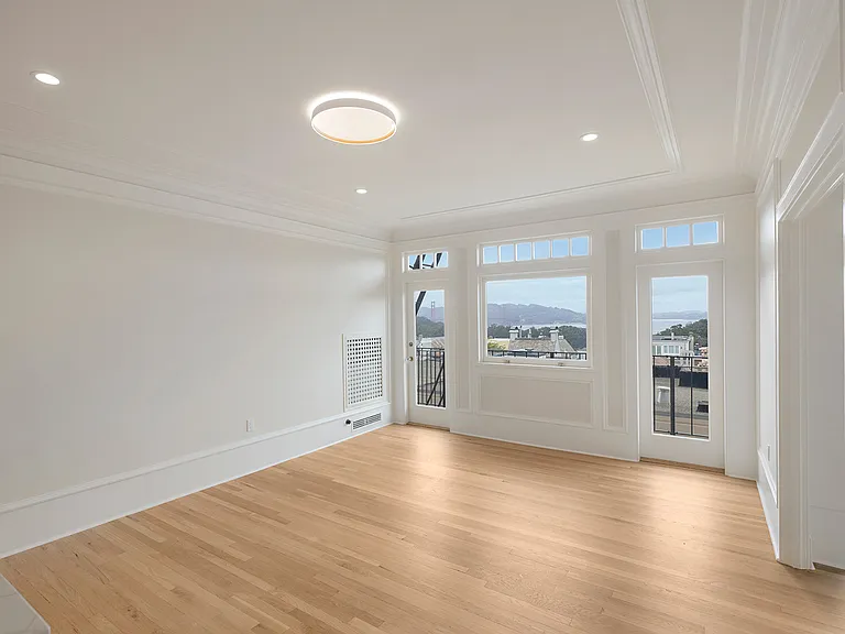 145 Laurel St #6 — Photo 7
