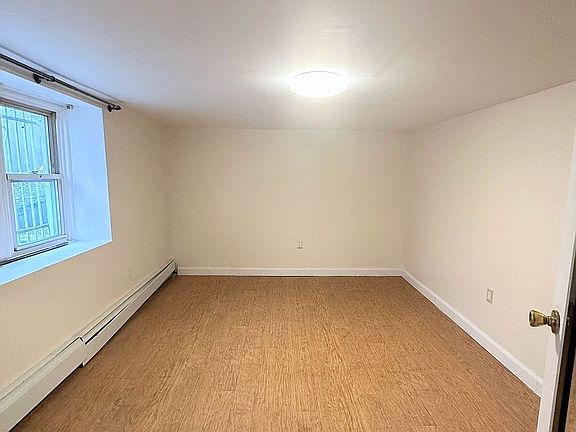 5th image of 3142 Tiemann Ave Floor 1