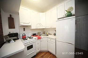 Rented by Metropolitan Realty