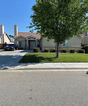 2nd image of 24565 Moonlight Dr