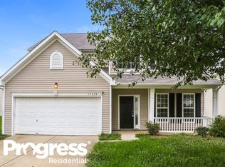 15208 Dehavilland Dr, Charlotte, NC 28278