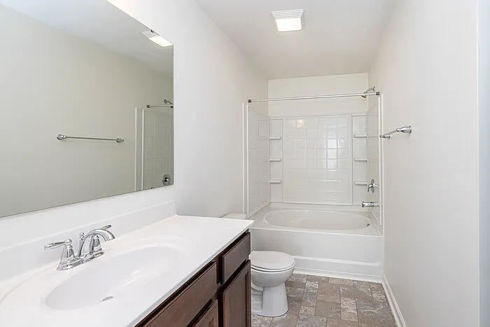 2819 Grace Green Ct — Photo 10