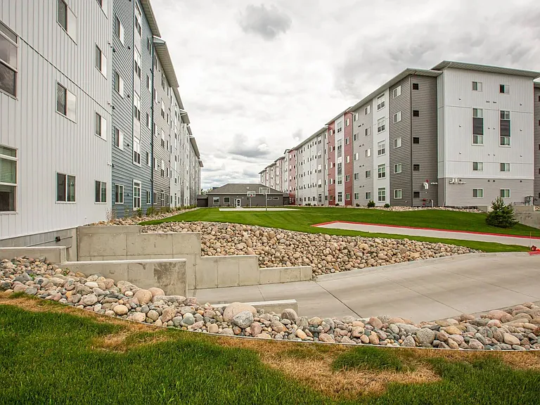 U32 Apartments — Photo 11