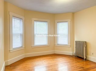 27 Forest St APT 1, Cambridge, MA 02140