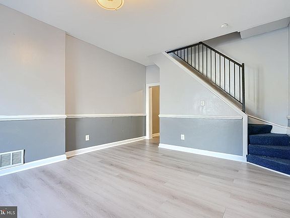 3rd image of 702 N Kenwood Ave