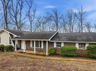 457 Hickory Cir, Ringgold, GA 30736