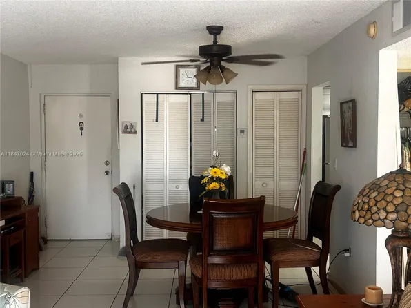 17530 NW 68th Ave APT C4014, Hialeah, FL 33015