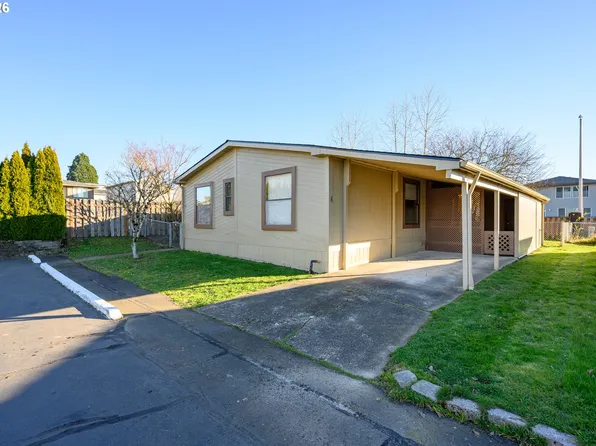 301 E Columbia Dr Unit 8, Newberg, OR 97132