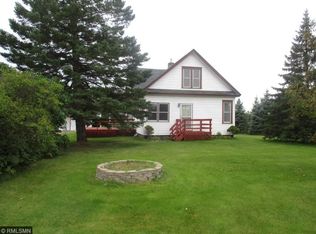 16 Viking Blvd NW, Oak Grove, MN 55011