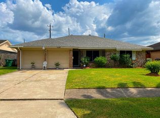 10130 Kirkglen Dr, Houston, TX 77089