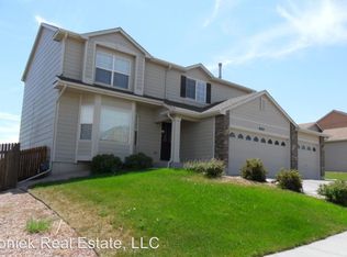 8327 Parkglen Dr, Fountain, CO 80817