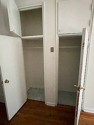 3rd image of 308 E 90th St APT 3A