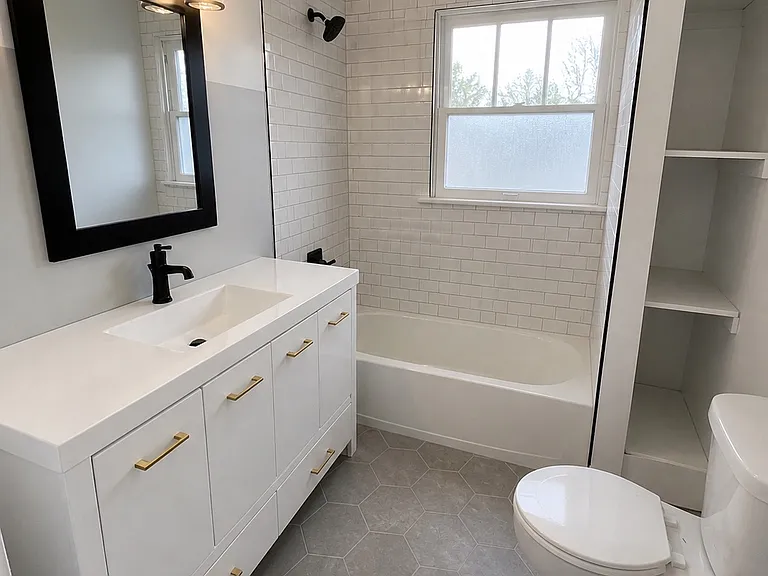3419 Broadway St — Photo 11