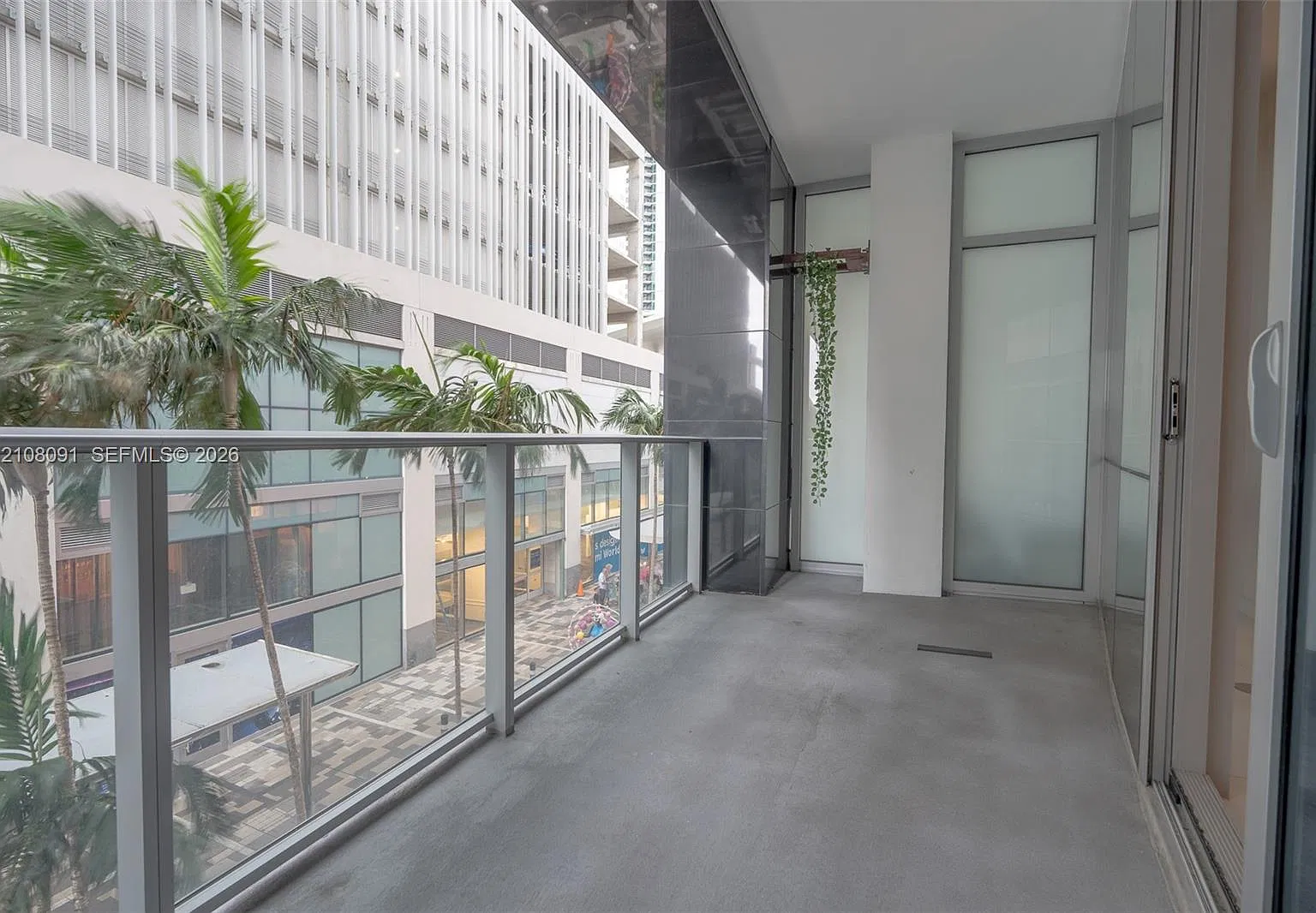 Paramount Miami Worldcent — Photo 2
