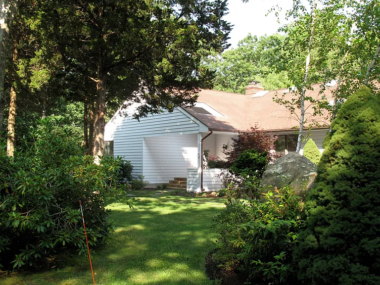 4 Evelyn Ct — Photo 21