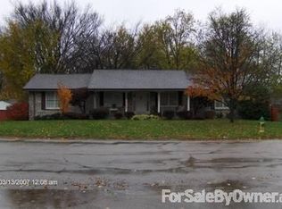 3255 Roxburg Dr, Lexington, KY 40503