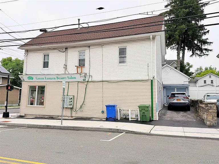 36 Wallkill Ave — Photo 1