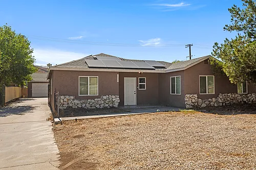 Kendall Dr Photo 1