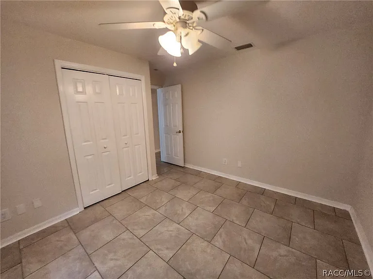 6521 E Grayson St — Photo 14
