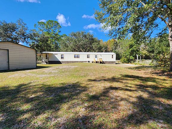 5th image of 277 NW Melanie Way