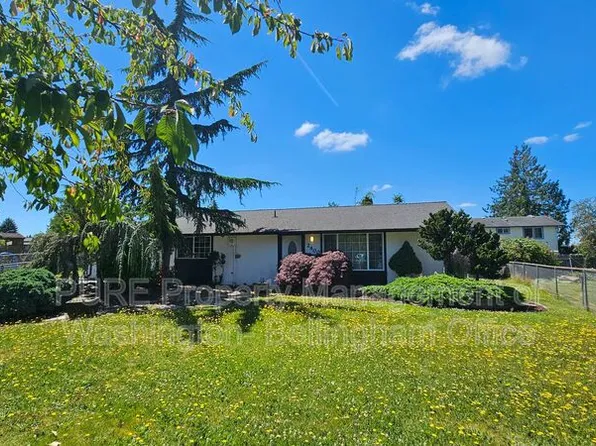 2400 Carpenter St, Mount Vernon, WA 98274