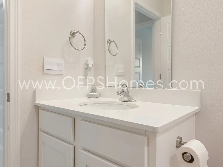 4627 Naval Ct — Photo 7