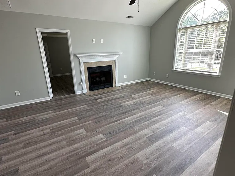 119 Sparkling Brook Way — Photo 7