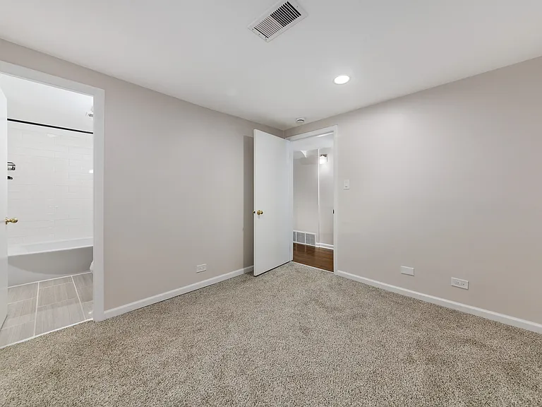 2910 N Halsted St #G — Photo 11