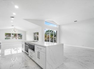 7809 Travlers Tree Dr, Boca Raton, FL 33433