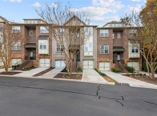 2052 Cobblestone Cir, Atlanta, GA 30319