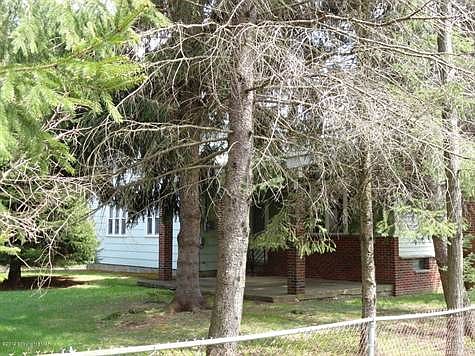 Tree Lined Private Entry