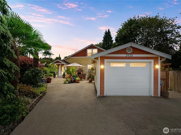 2920 84th Avenue W, University Place, WA 98466