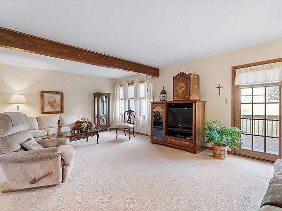 3rd image of 11916 Cormoy Ln