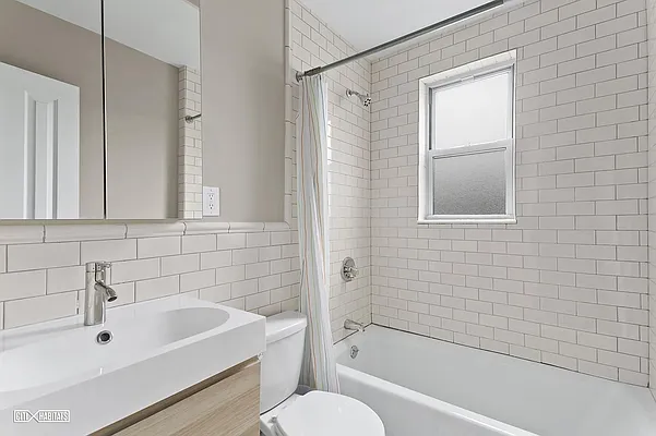Sold by Citi Habitats | media 15