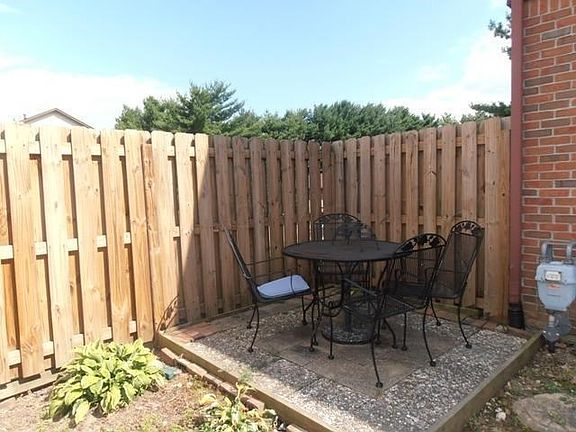 4th image of 1865 Stanhope Dr #C-1