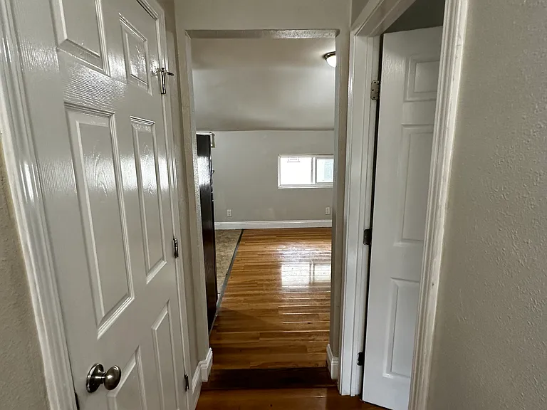 1917 Foothill Blvd #5 — Photo 10