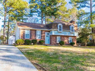 1107 Knollwood Dr, Apex, NC 27502