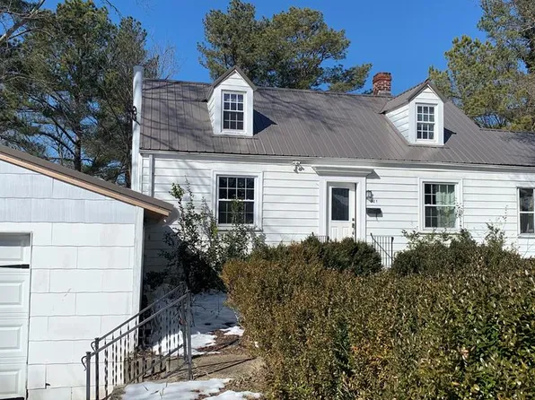 311 Watson St, Farmville, VA 23901