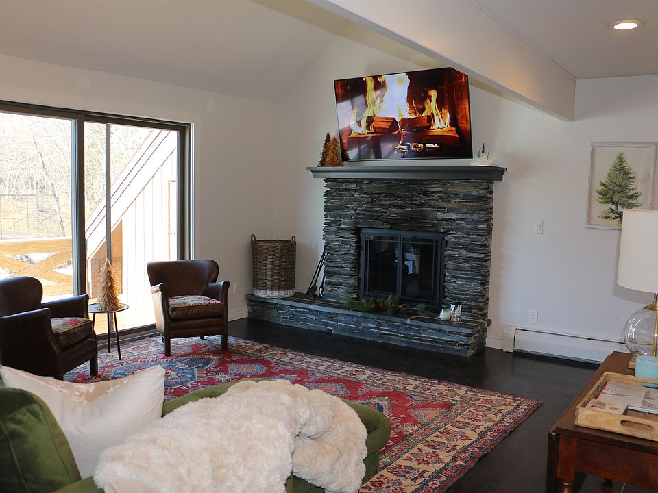 77 Herons Way Stowe VT Zillow