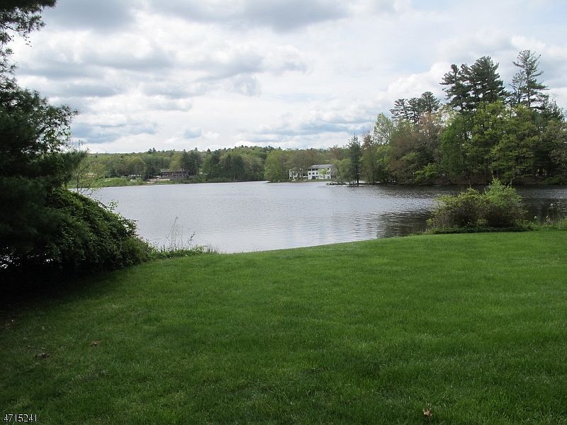 1st image of 442-A Lake Shore North