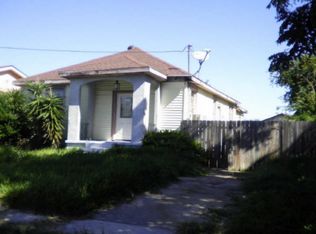 7925 Lacombe St, New Orleans, LA 70127