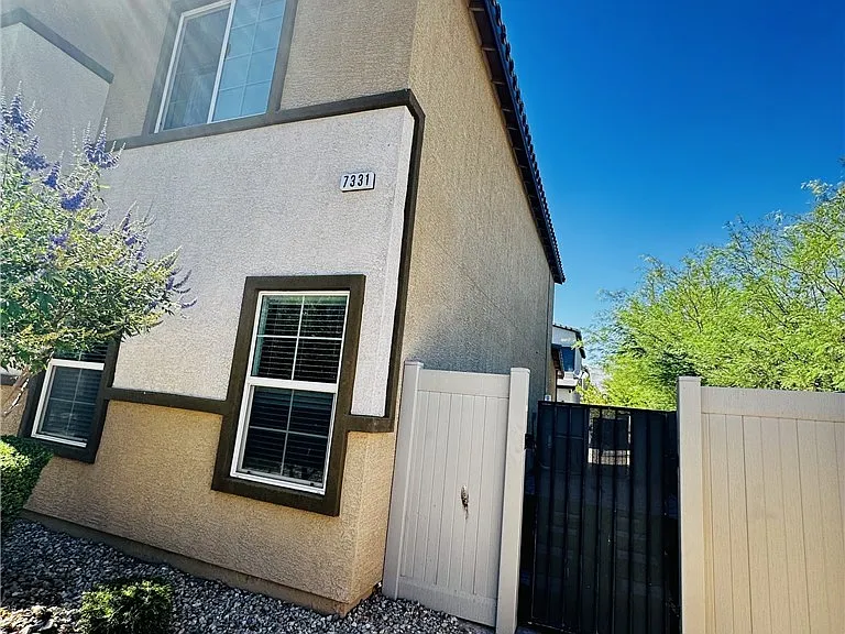 7331 Sunray Point St — Photo 16