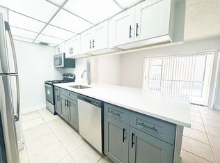 4543 Treehouse Ln APT 2B, Tamarac, FL 33319
