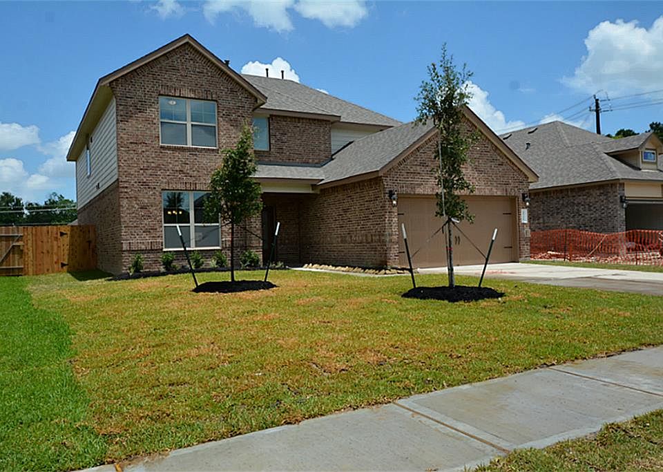 1st image of 2725 Merlin Ln