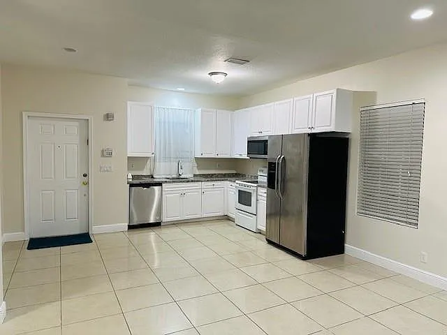 4216 Leo Ln #5G — Photo 4
